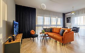 Emihouse Riverside Apartments